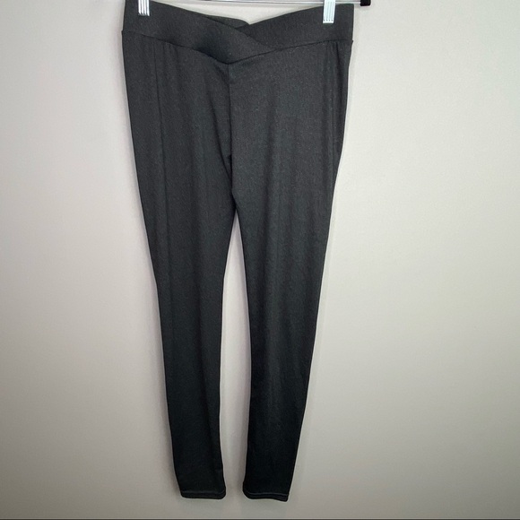 Sparkly gray scrunchy butt leggings size large - Picture 1 of 7